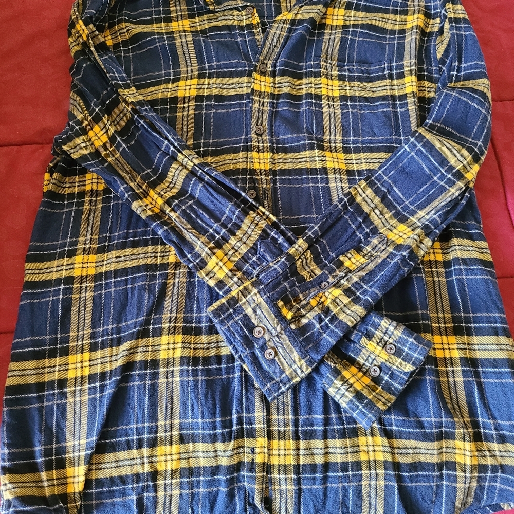 Men's Flannels - Picture 4 of 4